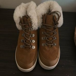 Koolaburra by UGG boots